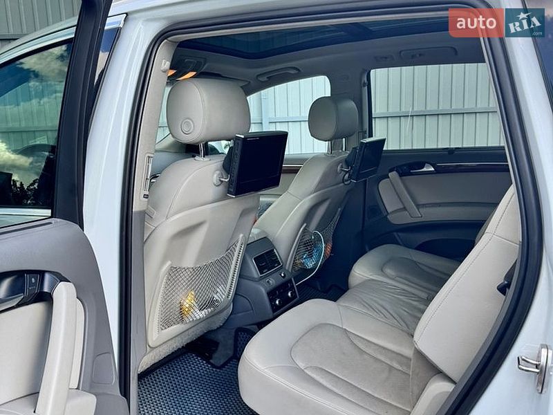 Внедорожник / Кроссовер Audi Q7 2013 в Киеве