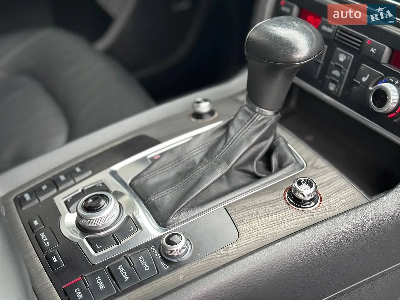 2012 Audi Q7 - мініатюра 18