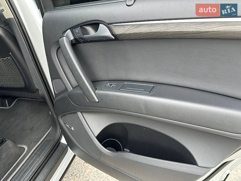 Позашляховик / Кросовер Audi Q7 2012 в Харкові фото 30 Позашляховик / Кросовер Audi Q7 2012 в Харкові