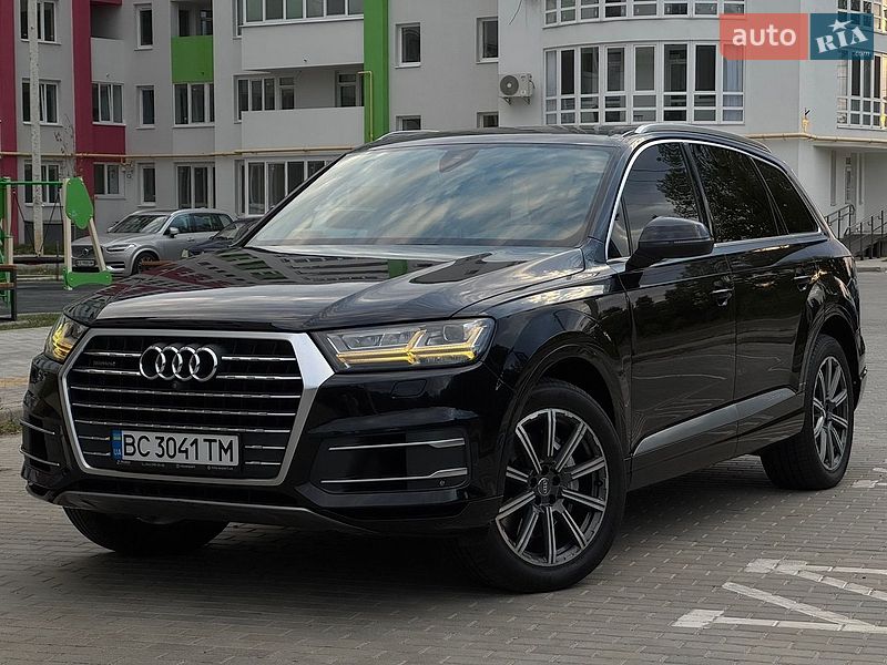 Позашляховик / Кросовер Audi Q7 2016 в Вінниці