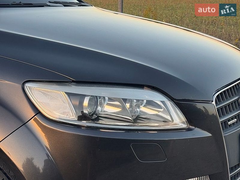 Внедорожник / Кроссовер Audi Q7 2007 в Ровно