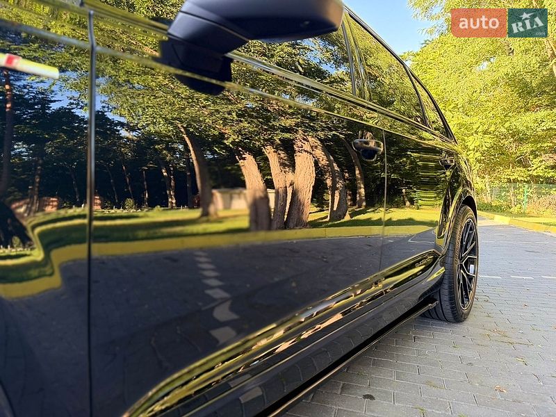 Внедорожник / Кроссовер Audi Q7 2016 в Шепетовке