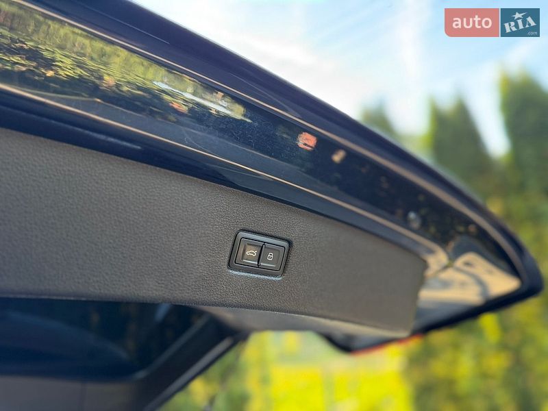 Внедорожник / Кроссовер Audi Q7 2016 в Шепетовке
