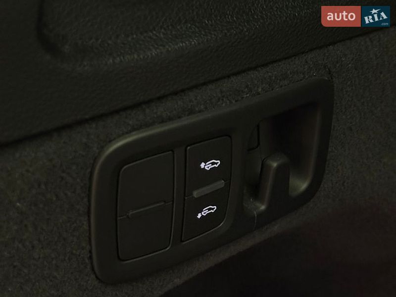 Позашляховик / Кросовер Audi Q7 2016 в Одесі фото 13 Позашляховик / Кросовер Audi Q7 2016 в Одесі