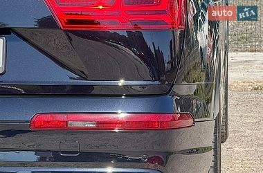 Внедорожник / Кроссовер Audi Q7 2018 в Киеве