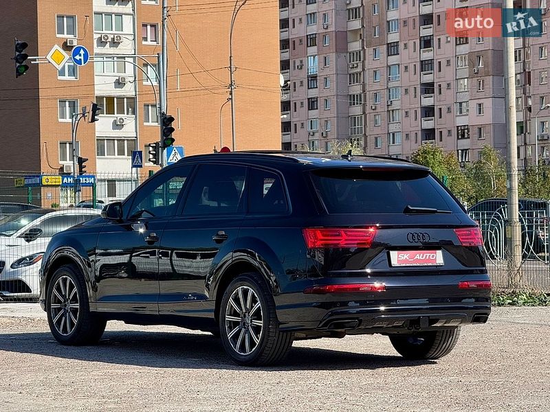 Внедорожник / Кроссовер Audi Q7 2018 в Киеве
