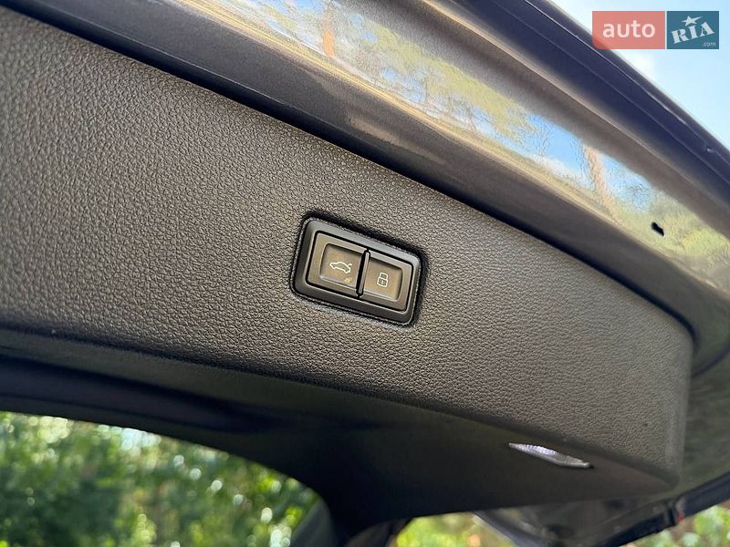 Внедорожник / Кроссовер Audi Q7 2020 в Киеве