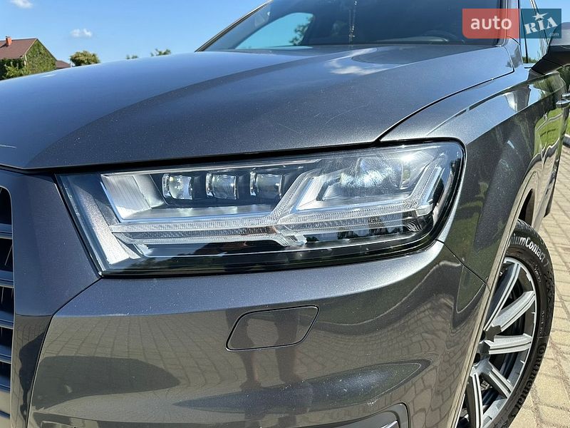Позашляховик / Кросовер Audi Q7 2019 в Одесі
