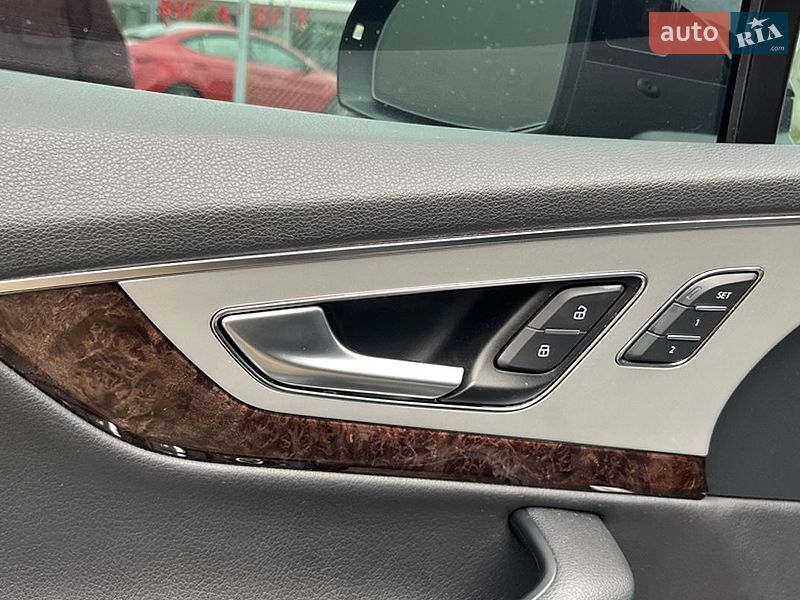 Внедорожник / Кроссовер Audi Q7 2018 в Стрые