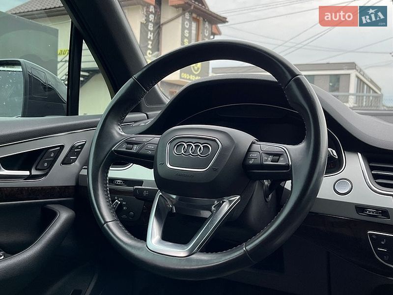 Внедорожник / Кроссовер Audi Q7 2018 в Стрые
