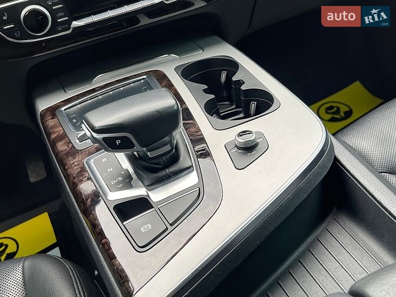 Внедорожник / Кроссовер Audi Q7 2018 в Стрые