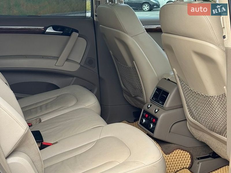 Позашляховик / Кросовер Audi Q7 2013 в Хмельницькому