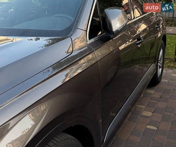 Позашляховик / Кросовер Audi Q7 2017 в Києві