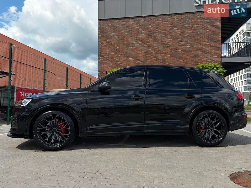 Внедорожник / Кроссовер Audi Q7 2021 в Киеве фото 122 Внедорожник / Кроссовер Audi Q7 2021 в Киеве