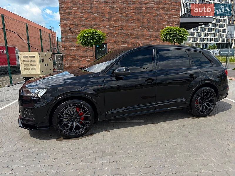 Внедорожник / Кроссовер Audi Q7 2021 в Киеве фото 125 Внедорожник / Кроссовер Audi Q7 2021 в Киеве