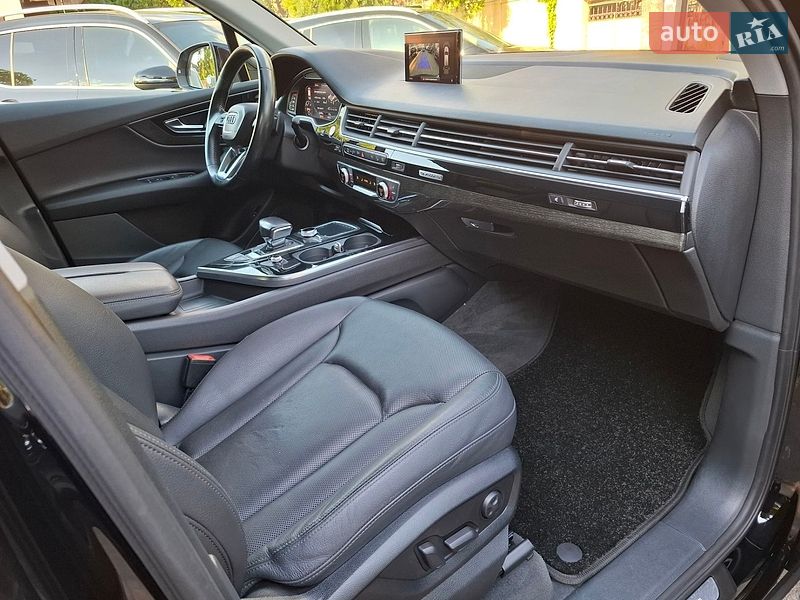 Позашляховик / Кросовер Audi Q7 2016 в Одесі
