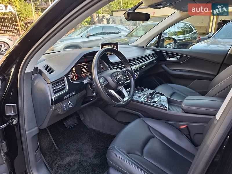 Позашляховик / Кросовер Audi Q7 2016 в Одесі