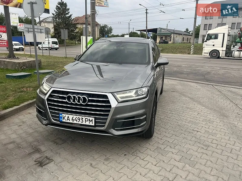 Audi Q7