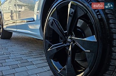 Позашляховик / Кросовер Audi Q7 2020 в Нововолинську