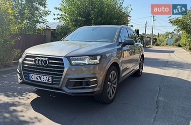 Внедорожник / Кроссовер Audi Q7 2016 в Киеве