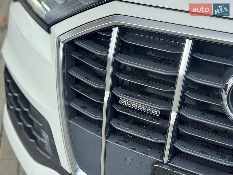 Внедорожник / Кроссовер Audi Q7 2020 в Мукачево