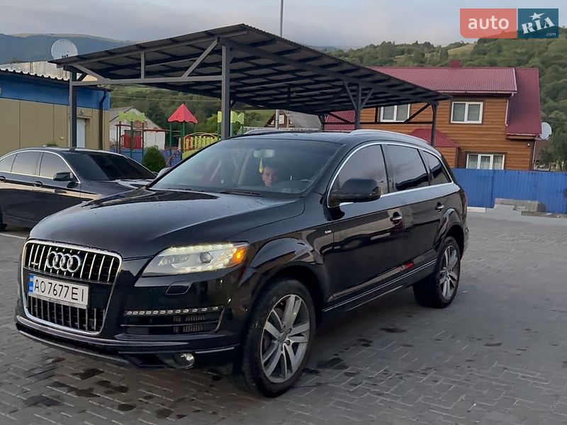 Позашляховик / Кросовер Audi Q7 2012 в Міжгір'ї