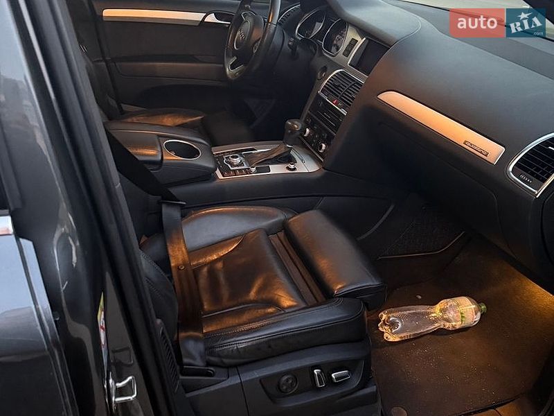 Позашляховик / Кросовер Audi Q7 2013 в Івано-Франківську