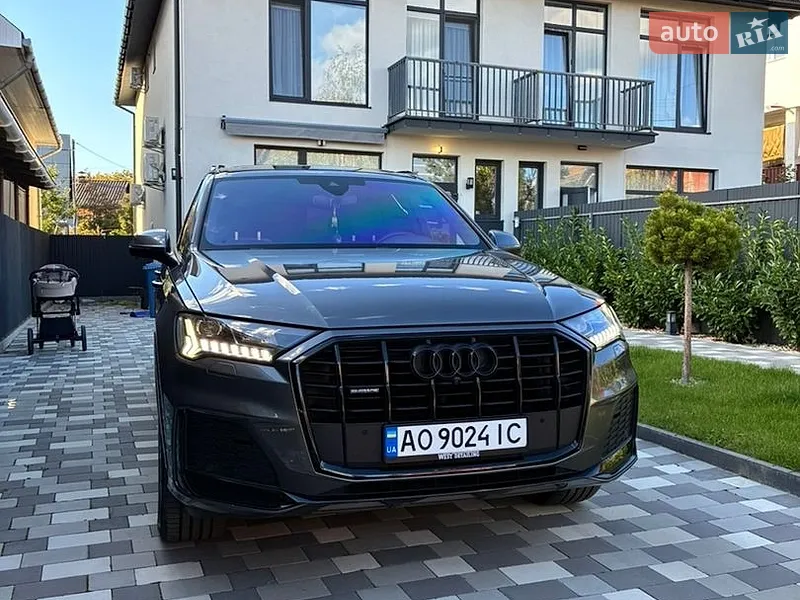 Audi Q7