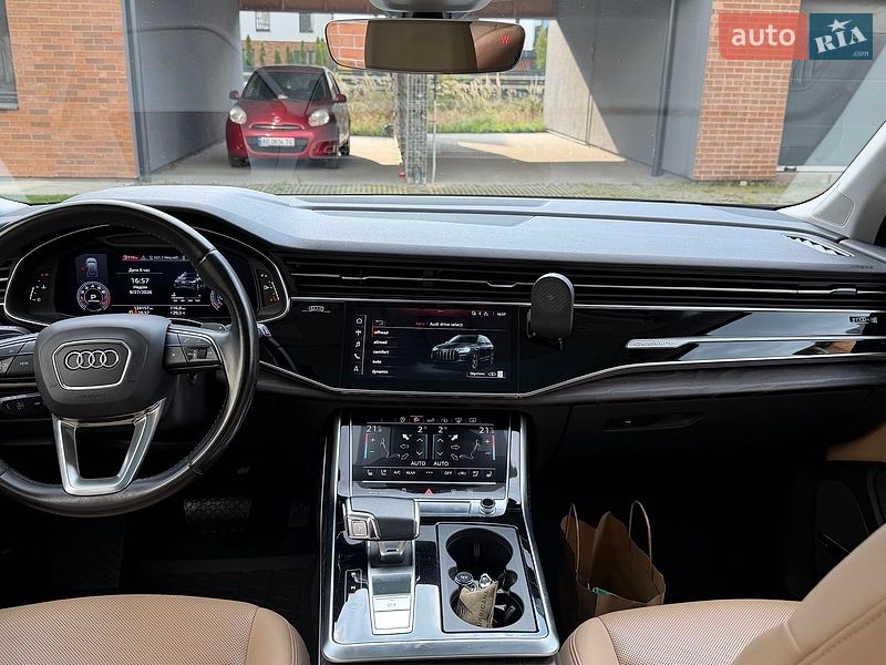 Позашляховик / Кросовер Audi Q7 2019 в Львові