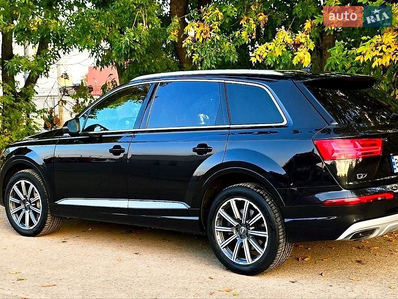 Внедорожник / Кроссовер Audi Q7 2017 в Львове