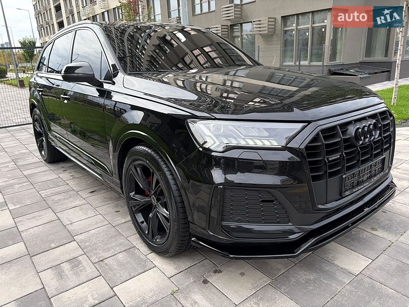 Внедорожник / Кроссовер Audi Q7 2022 в Киеве
