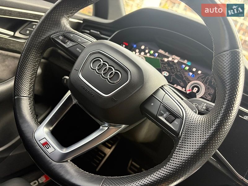 Внедорожник / Кроссовер Audi Q7 2022 в Киеве