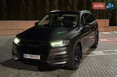 audi q7 2015 в Дубно от профессионального продавца Віктор
