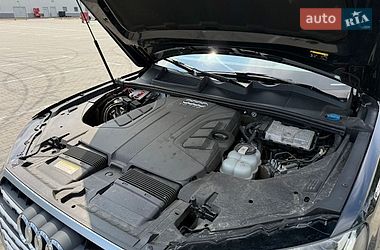 Позашляховик / Кросовер Audi Q7 2017 в Одесі