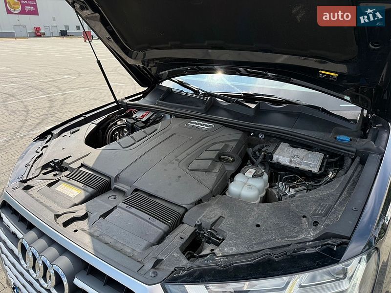 Позашляховик / Кросовер Audi Q7 2017 в Одесі
