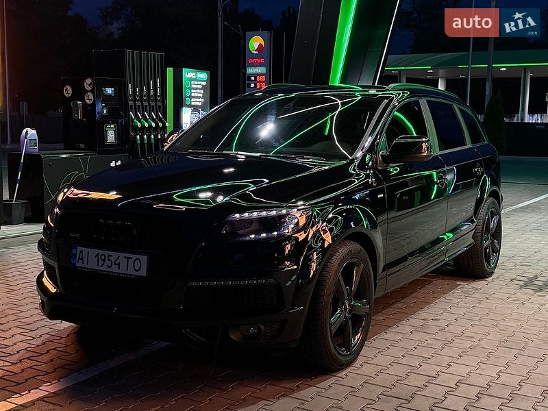 Внедорожник / Кроссовер Audi Q7 2013 в Одессе
