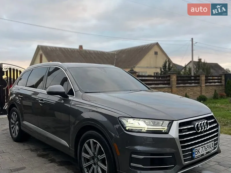 Audi Q7