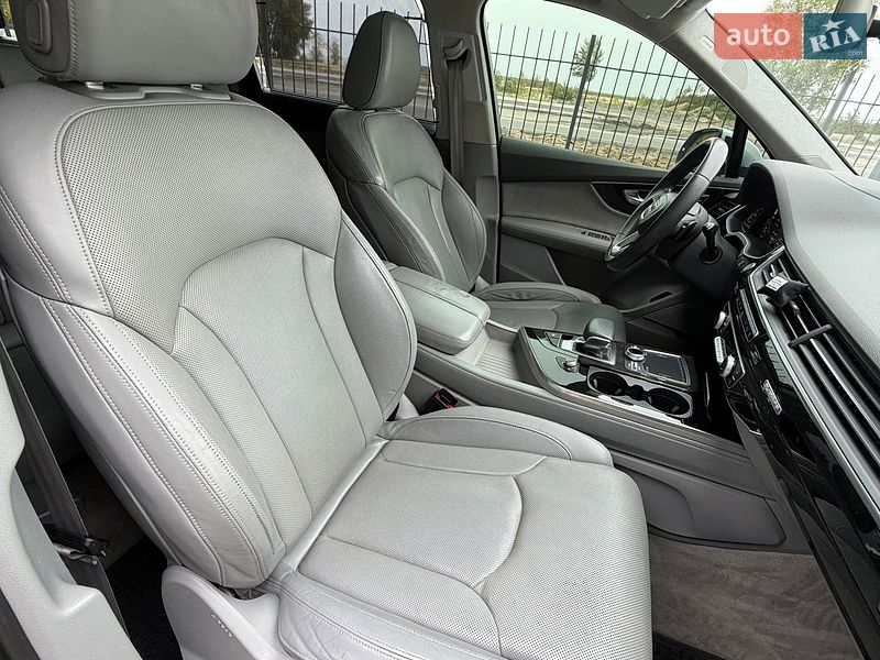 Внедорожник / Кроссовер Audi Q7 2016 в Черкассах фото 35 Внедорожник / Кроссовер Audi Q7 2016 в Черкассах