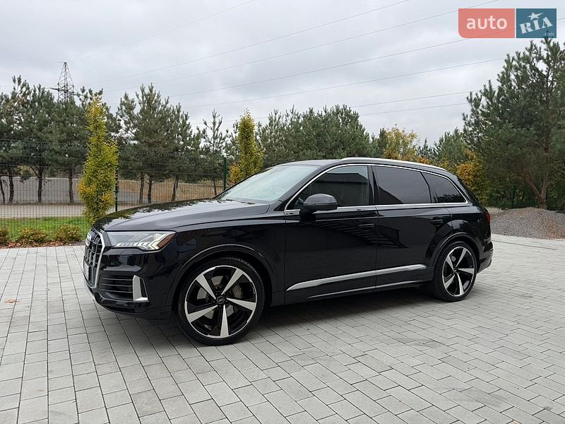 Внедорожник / Кроссовер Audi Q7 2019 в Луцке