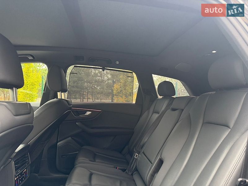 Внедорожник / Кроссовер Audi Q7 2019 в Луцке