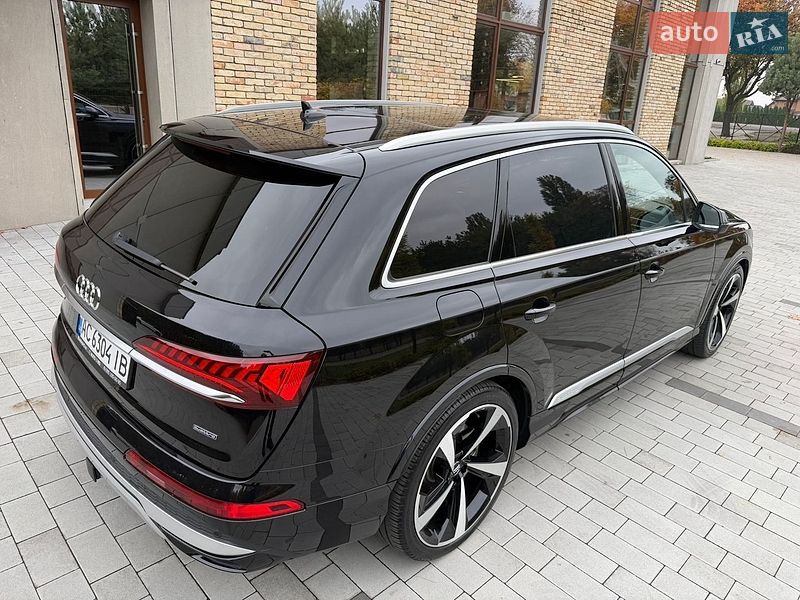 Внедорожник / Кроссовер Audi Q7 2019 в Луцке
