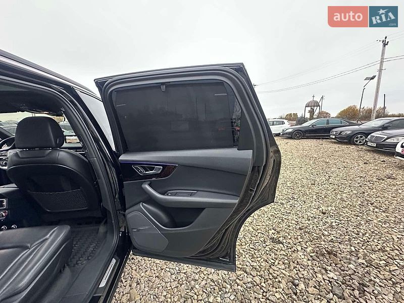 Внедорожник / Кроссовер Audi Q7 2018 в Ивано-Франковске