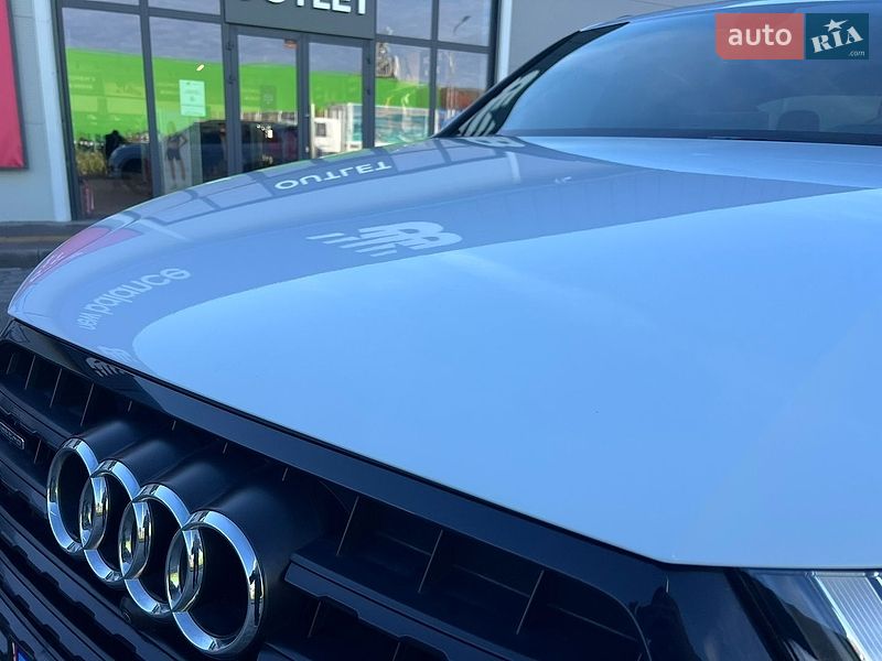 Позашляховик / Кросовер Audi Q7 2019 в Мукачевому