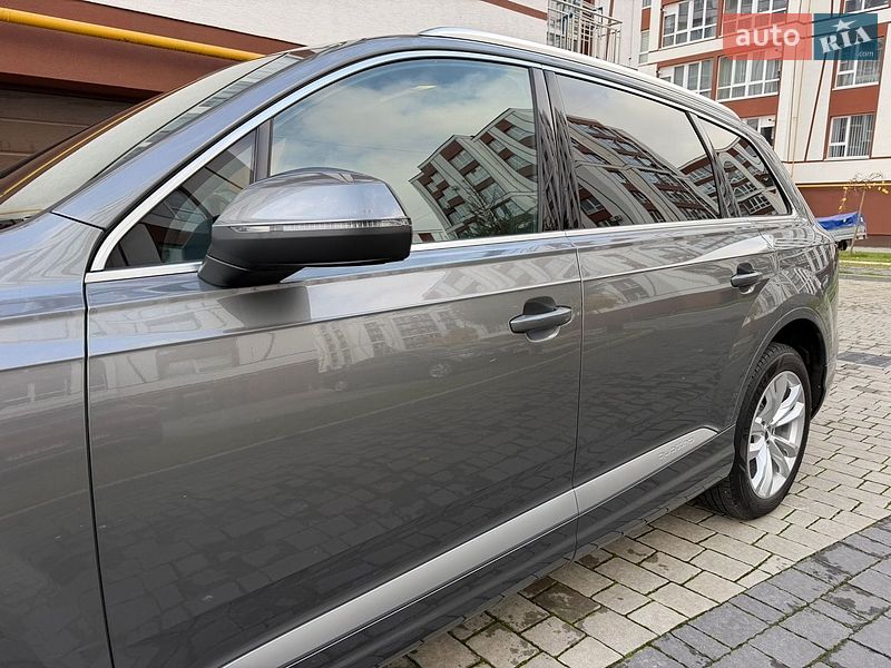 Позашляховик / Кросовер Audi Q7 2016 в Івано-Франківську