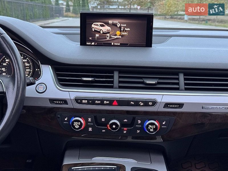 Внедорожник / Кроссовер Audi Q7 2017 в Одессе