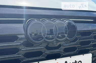 Позашляховик / Кросовер Audi Q8 e-tron 2023 в Чернівцях