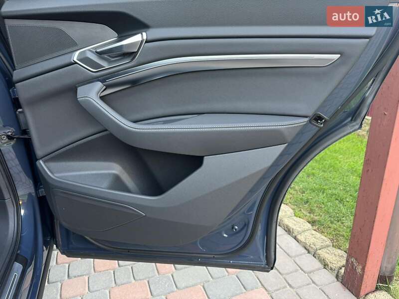 Внедорожник / Кроссовер Audi Q8 e-tron 2023 в Хмельницком фото 13 Внедорожник / Кроссовер Audi Q8 e-tron 2023 в Хмельницком