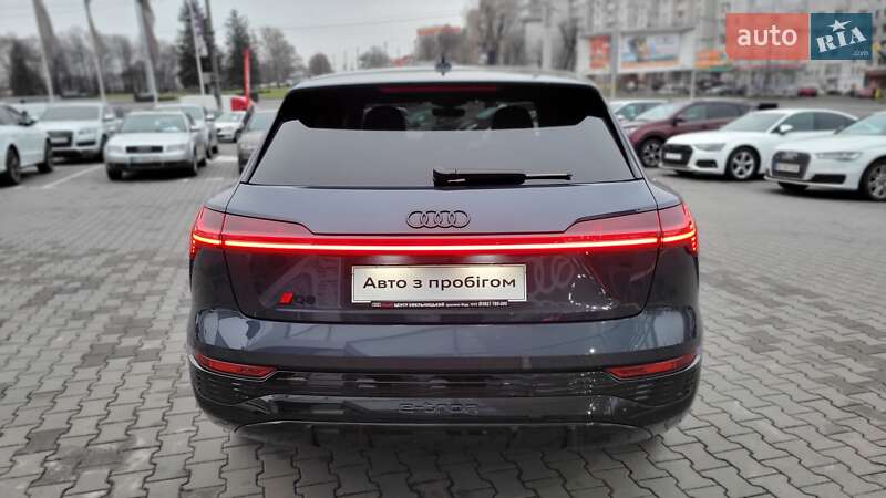Позашляховик / Кросовер Audi Q8 e-tron 2023 в Хмельницькому