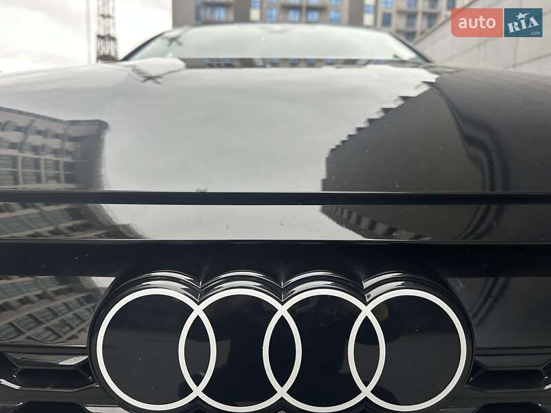 Внедорожник / Кроссовер Audi Q8 e-tron 2023 в Ивано-Франковске