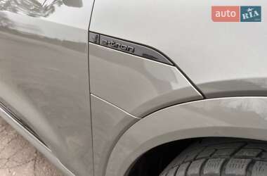 Внедорожник / Кроссовер Audi Q8 e-tron 2023 в 